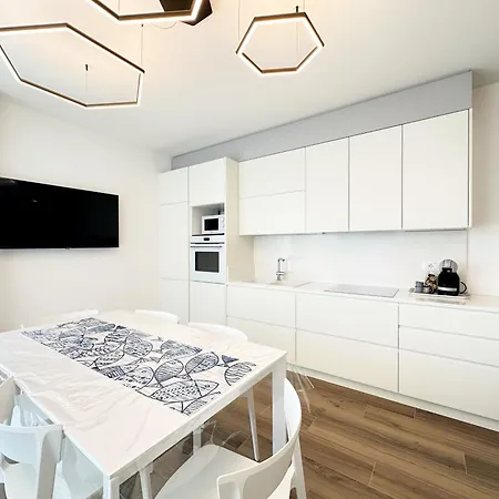 Magica Immobiliare - Res. Medusa 15 Apartment *